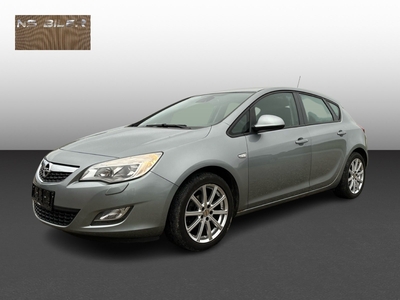 Opel Astra 1,3 CDTi 95 Enjoy 5d