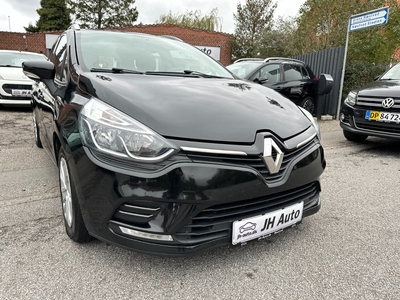 Renault Clio IV 1,2 16V Life Sport Tourer 5d