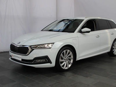 Skoda Octavia 1,4 TSi iV Plus Combi DSG 5d