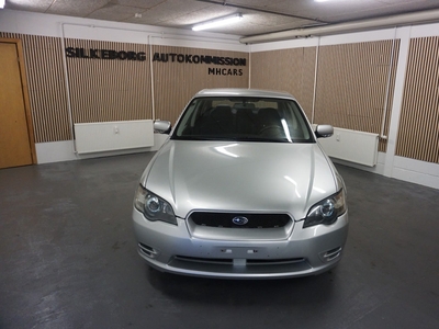 Subaru Legacy 2,0 R 4d