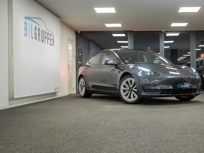 Tesla Model 3 Long Range AWD 4d