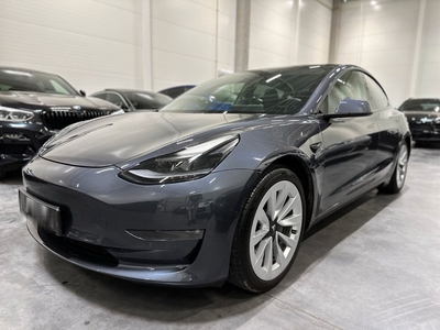 Tesla Model 3 Long Range AWD 4d