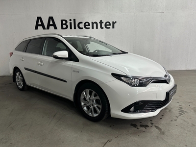 Toyota Auris 1,8 Hybrid H2 Comfort Touring Sports CVT 5d