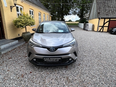 Toyota C-HR 1,8 Hybrid Premium Selected CVT 5d