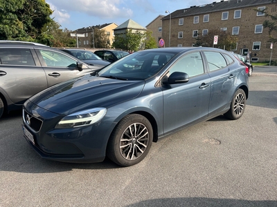 Volvo V40 2,0 D3 150 Momentum aut. 5d