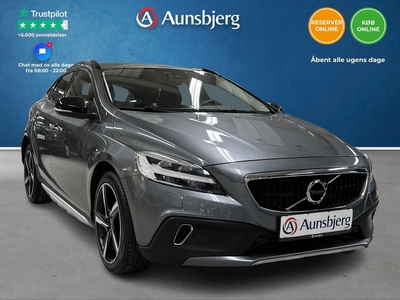 Volvo V40 CC 2,0 D3 150 Momentum aut. 5d