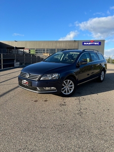 VW Passat 2,0 TDi 140 Highline Variant BMT 5d