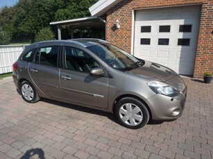 Renault Clio III 1,2 16V Expression Sport Tourer