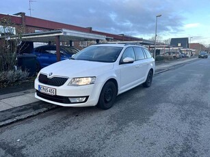 Skoda Octavia 1,6 TDi 110 Ambition Combi