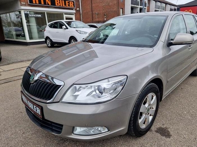 Skoda Octavia 2,0 TDi Elegance Combi