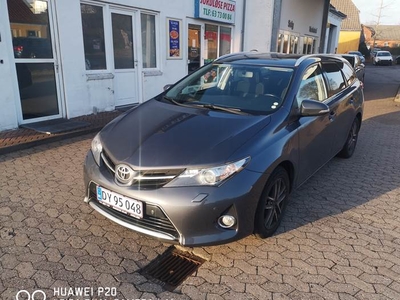 Toyota Auris 1,6 1.6 Valvematic Touring Sports