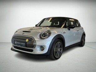 MINI Cooper SE Essential 3d