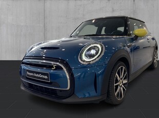 MINI Cooper SE Essential 3d