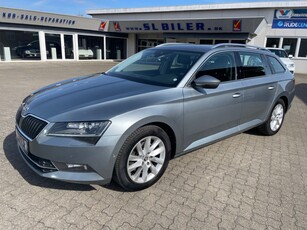 Skoda Superb 2,0 TDi 190 Style Combi DSG 5d