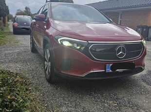 Mercedes EQA250+