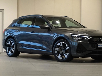 Audi e-tron 55 S-line quattro 5d