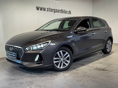 Hyundai i30 1,6 CRDi 110 Premium 5d