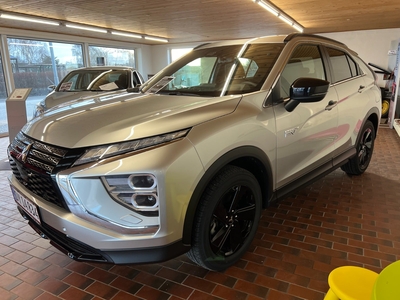 Mitsubishi Eclipse Cross 2,4 PHEV Black Edition CVT 4WD 5d