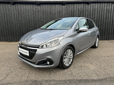 Peugeot 208 1,2 PureTech 82 Prestige 5d