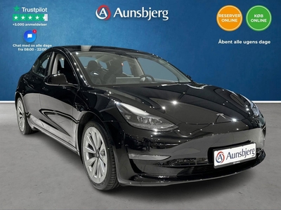 Tesla Model 3 Long Range AWD 4d