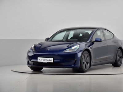 Tesla Model 3 Long Range AWD 4d