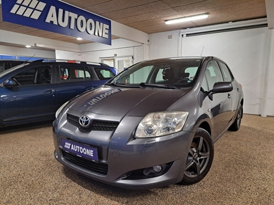 Toyota Auris 1,4 D-4D Luna 5d