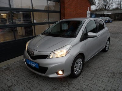 Toyota Yaris 1,0 VVT-i T1 Style 5d