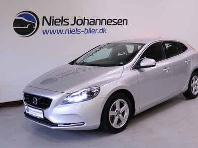 Volvo V40 2,0 D3 150 Momentum aut. 5d