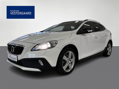 Volvo V40 CC 2,0 D2 120 Momentum 5d