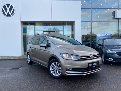 VW Touran 1,6 TDi 115 Comfortline Connect DSG 7prs 5d