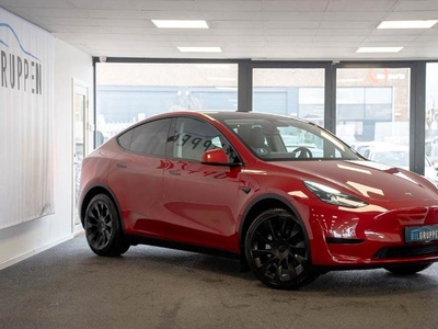 Tesla Model Y RWD