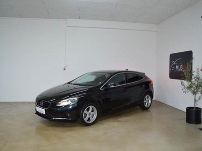 Volvo V40 2,0 D3 150 Momentum aut.