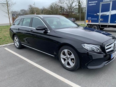 Mercedes E220 d 2,0 Avantgarde stc. aut.