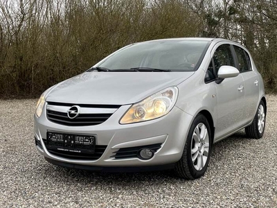 Opel Corsa 1,4 16V Cosmo