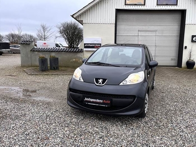 Peugeot 107 I 5D 2-TRONIC