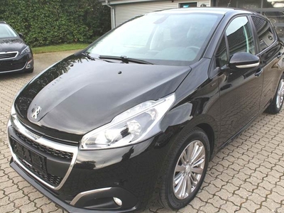 Peugeot 208 1,5 BlueHDi 100 Signature Sky