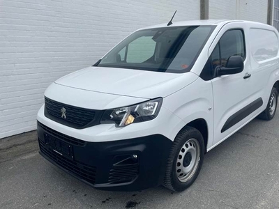 Peugeot Partner 1,5 BlueHDi 130 L2V2 Ultimate EAT8 Van