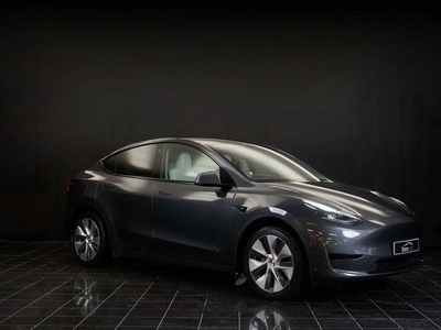 Tesla Model Y RWD