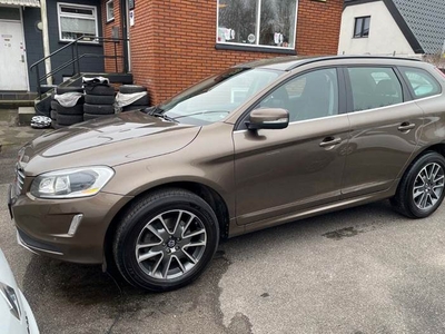 Volvo XC60 2,4 D4 181 Momentum aut. AWD