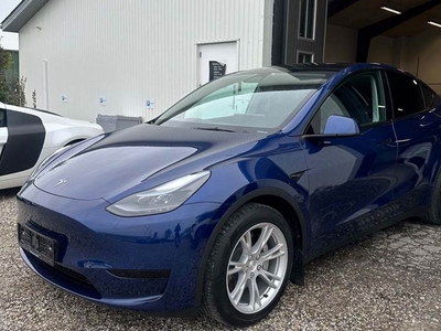 Tesla Model Y RWD