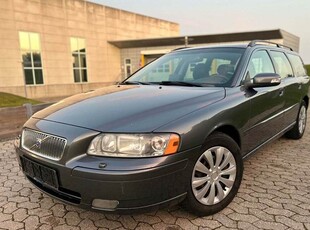 Volvo V70 2,4 140 Momentum