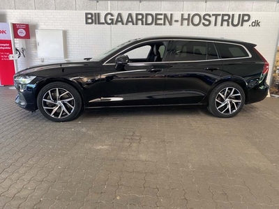 Volvo V60 T6 340 Momentum aut. AWD - St.car 4x4 Aut.