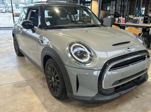 Mini Cooper SE Camden