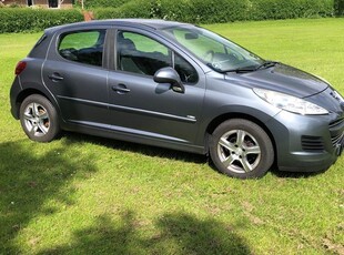 Peugeot 207 1,6 1,6 Hdi