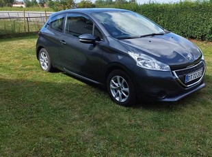 Peugeot 208 1,2 VTI 82 HK 3-D