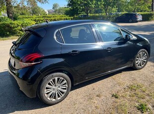 Peugeot 208 1,6 BlueHDI 100 hk 5D