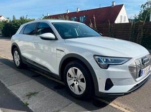 Audi e-tron 50 quattro