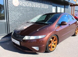 Honda Civic 1,8 Sport