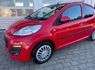 Peugeot 107 1,0 Sportium