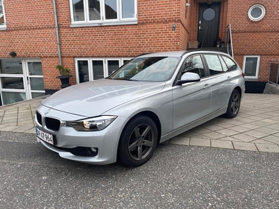 BMW 320d 2,0 Touring 5d